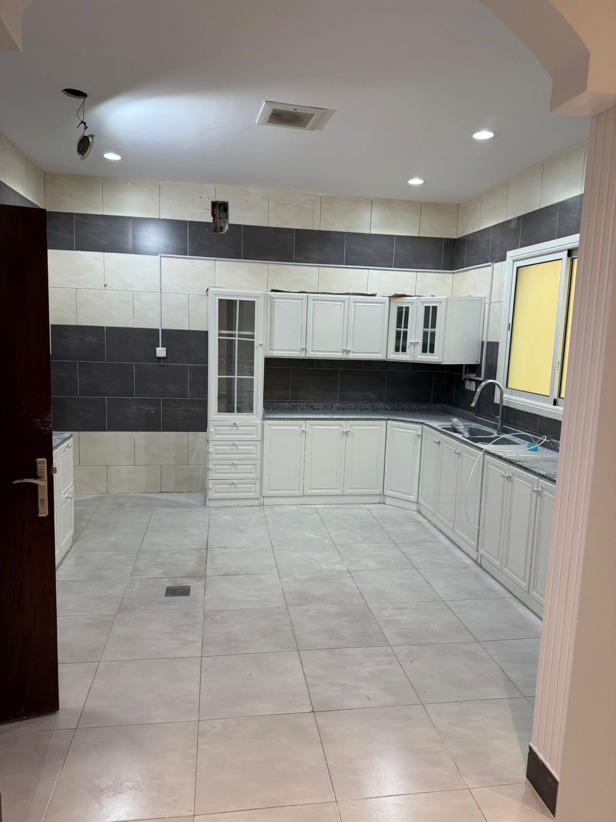 🏠 Duplex Apartment for Rent – Al Nozha District**  
